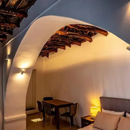 아파트 Mikro.kastro Kalotaritissa In Chora 아모르고스